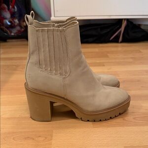 Dolce Vita Cream Heeled Boots